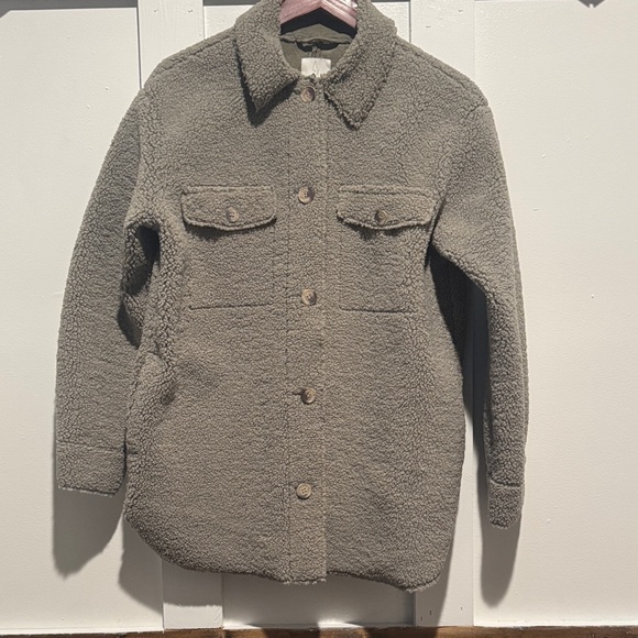 Joie Jackets & Blazers - JOIE Shirt Jacket Womens Small Sherpa Fleece Suede Lined Button Front Sage Green